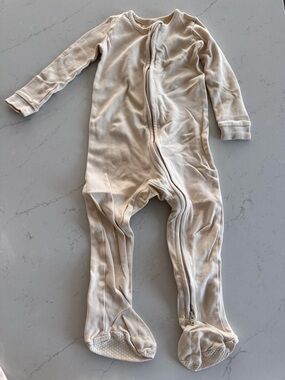 Colored Organics Cream Footed Bi-Zipper Sleeper
